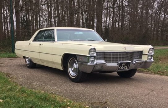 Cadillac De Ville - Sedan-De-Ville hardtop helemaal orgineel 7.0l 429 cu +325 pk - 1