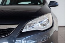 Opel Astra - 1.6 Edition | Airco | Cruise Control | Elektrische ramen | Radio | Bluetooth | 17 inch