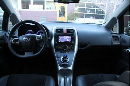 Toyota Auris - 1.8 Full Hybrid Executive Xenon/leder/Navigatie - 1
