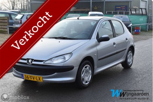 Peugeot 206 - 1.6 XT, Trekhaak, Nette auto, 5-deurs - 1