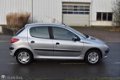 Peugeot 206 - 1.6 XT, Trekhaak, Nette auto, 5-deurs - 1 - Thumbnail