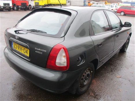 Daewoo Nubira - 1.6 - 16V Etec , 4DRS , HB - 1