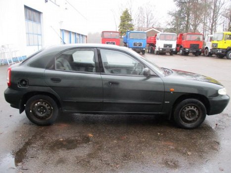 Daewoo Nubira - 1.6 - 16V Etec , 4DRS , HB - 1