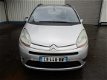 Citroën C4 Picasso - 1.6 D, Airco, 7 seats , Engine damage - 1 - Thumbnail