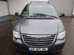 Chrysler Voyager - 2.8 CRDI SE , Aut. , Airco, 7 Pers - 1 - Thumbnail