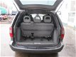 Chrysler Voyager - 2.8 CRDI SE , Aut. , Airco, 7 Pers - 1 - Thumbnail