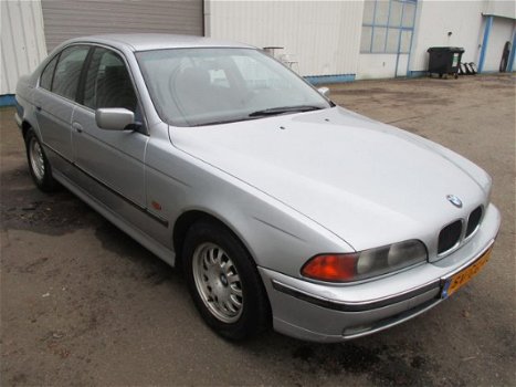 BMW 5-serie - 520 I , Airco, Executive - 1