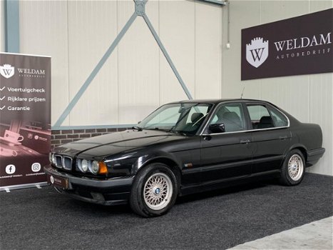 BMW 5-serie - 520I AUT E2 Sedan Automaat Nieuwe APK tot 18-12-2020 Rijklaar - 1