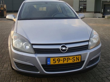 Opel Astra - 1.6 Enjoy 5 Deurs Airco Cruise control Lm Velgen - 1