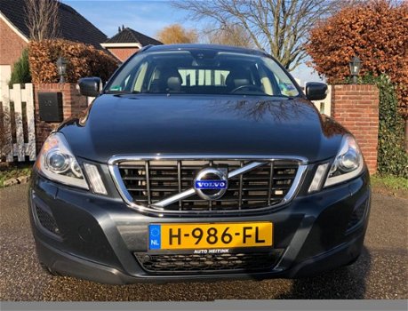 Volvo XC60 - D5 AWD 215PK Automaat Leer Navi Camera - 1