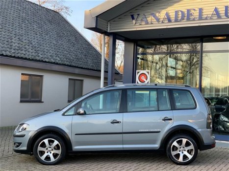 Volkswagen Touran - 1.4 TSI Cross 140PK Clima Cruise Parksens Stoelverw. Volledig Dealer onderhouden - 1