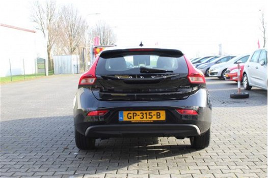 Volvo V40 - 2.0 D2 Momentum Business - 1