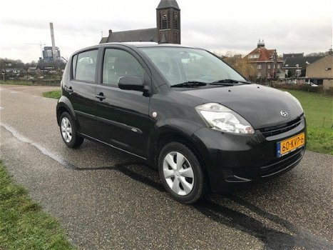 Daihatsu Sirion - 1.0 Premium dealeronderhouden - 1