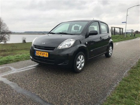 Daihatsu Sirion - 1.0 Premium dealeronderhouden - 1