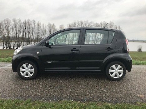 Daihatsu Sirion - 1.0 Premium dealeronderhouden - 1