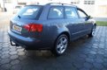 Audi A4 Avant - 1.8 Turbo Advance - 1 - Thumbnail