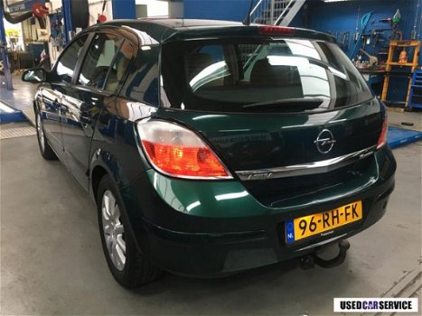 Opel Astra - EASYTRONIC Automaat Airco 134dkm nap - 1