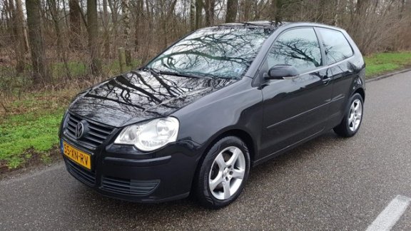 Volkswagen Polo - 1.9 TDI Optive 130 pk apk 07-2020 - 1