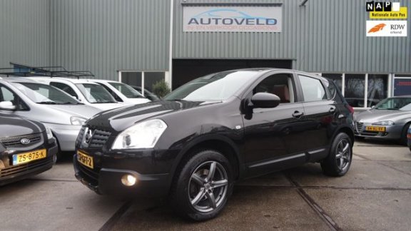 Nissan Qashqai - 2.0 Tekna Premium 4WD vol opties-leder-pano-navigatie-camera - 1