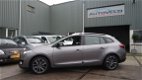 Renault Mégane Estate - 1.5 dCi Bose navigatie-leder-led-nieuwstaat dealer onderhouden - 1 - Thumbnail