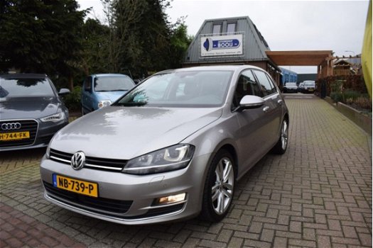 Volkswagen Golf - 1.4 TSI ACT Highline 5 DRS/AIRCO/CRUISE/NAVI/XENON/PDC/TREKHAAK/NETTE STAAT - 1