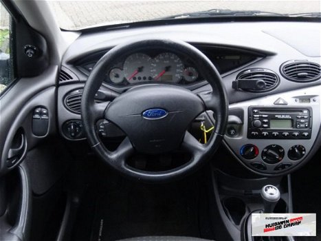 Ford Focus Wagon - 1.6 16V 2003 - 1