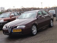 Alfa Romeo 166 - 2.4 JTD Xenon Navi Bluetooth Luxe uitv