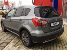 Suzuki SX4 S-Cross - 1.6 High Executive info 0492588976 app 0614332410 mail m.safari@vdnieuwenhuijze