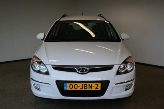 Hyundai i30 CW - 1.6i Dynamic Bns - 1