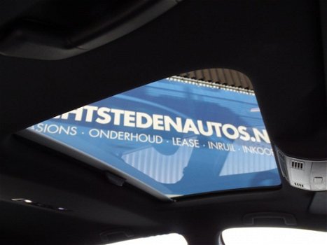 Volkswagen Golf - GTE 1.4 TSI Panoramadak Xenon/LED Parkeersensoren Trekhaak EX BTW - 1