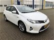 Toyota Auris - 1.8 Hybrid Executive 1e EIG, XENON, PDC, DEALER - 1 - Thumbnail