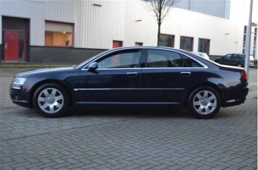 Audi A8 - 3.7 Quattro - 1