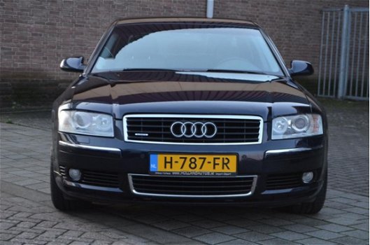 Audi A8 - 3.7 Quattro - 1