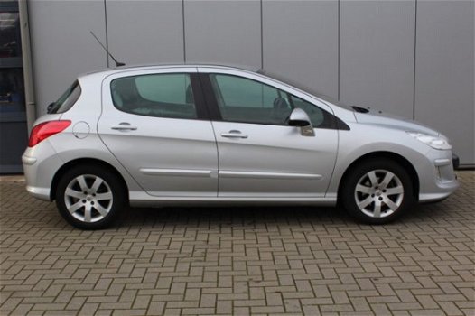 Peugeot 308 - 1.6 XS AIRCO AUTOMAAT 5 drs TREKHAAK - 1