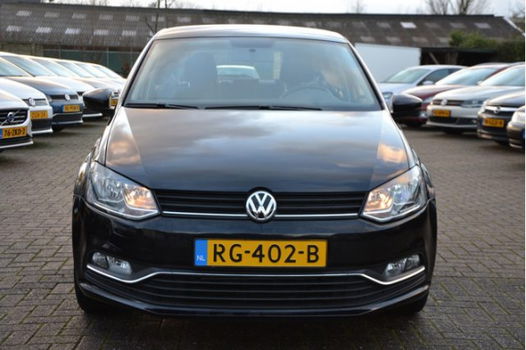 Volkswagen Polo - 1.2 TSI 11-2017 NAVI PDC AppleCarplay Connected Series - 1