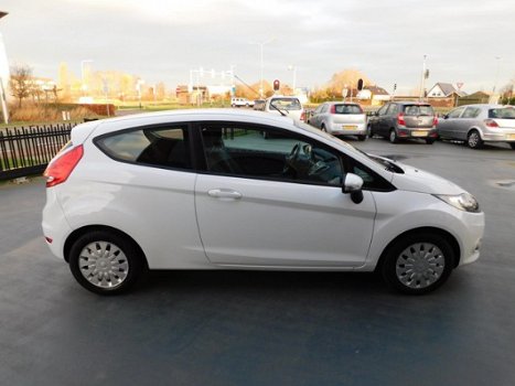 Ford Fiesta - 1.6 TDCi ECOnetic Lease Trend AIRCO - 1