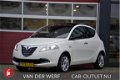 Lancia Y(psilon) - 0.9 TwinAir Platinum Aut. Clima/NAP/Cruise/Panoramadak - 1 - Thumbnail