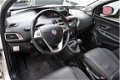 Lancia Y(psilon) - 0.9 TwinAir Platinum Aut. Clima/NAP/Cruise/Panoramadak - 1 - Thumbnail