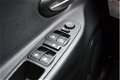 Lancia Y(psilon) - 0.9 TwinAir Platinum Aut. Clima/NAP/Cruise/Panoramadak - 1 - Thumbnail