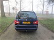 Volkswagen Sharan - 1.8 Turbo Sportline 7 persoons.clima.cruise control.trekhaak.cruise control - 1 - Thumbnail