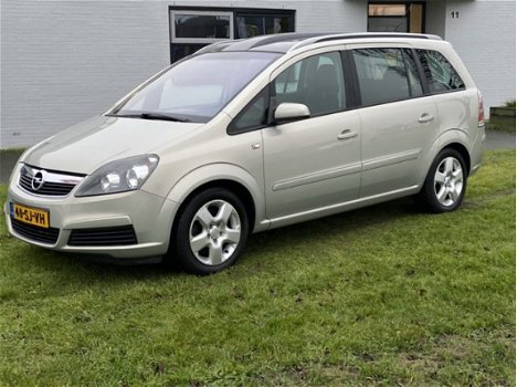 Opel Zafira - 2.2 Enjoy 7-Zitter*Panodak*Airco*Cruisecontrol*Trekhaak - 1