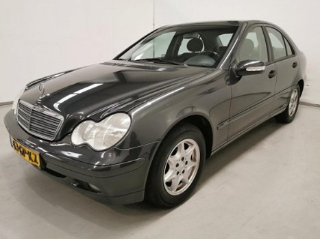 Mercedes-Benz C-klasse - 200 K. Classic / Airco / Cruise / LM - 1