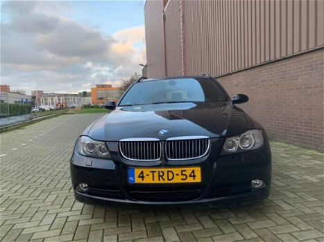 BMW 3-serie Touring - 325i Aut. Pano Leer 2008 189.000 APK NAP - 1