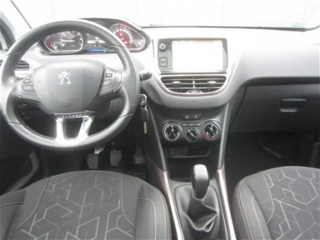 Peugeot 2008 - Benzine 82 pk * Airco * Panoramadak * Navigatie * Parkeersensoren * Cruise Control * - 1