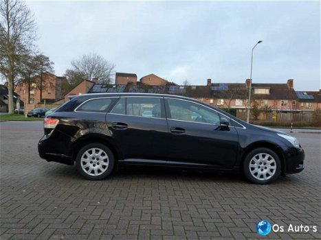 Toyota Avensis Wagon - 2.0 D-4D Dynamic - 1