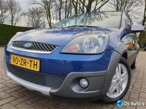 Ford Fiesta - 1.4 16V Crossroad - 1