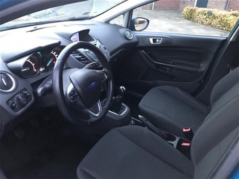 Ford Fiesta - 1.6 TDCi Lease Style NAVIGATIE / TREKHAAK - 1