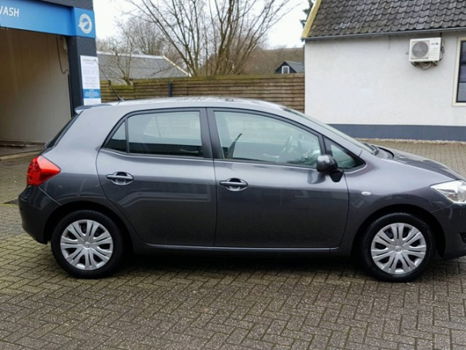 Toyota Auris - 1.6-16V Sol Automaat/Clima/Cruise/Trekhaak - 1