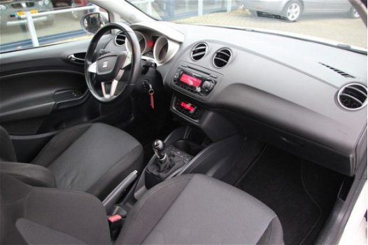 Seat Ibiza SC - 1.6 Reference | Stoelverwarming | Sportstoelen | Clima | Leuke auto | - 1