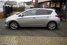 Toyota Auris - 1.8 Hybrid Lease Pro